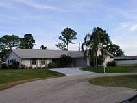 1st image of 2511 SE Hilltop Ct