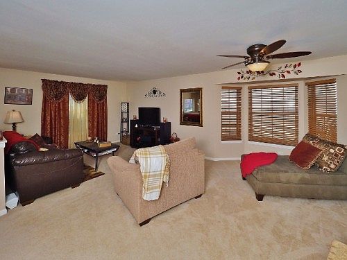 4th image of 2577 N Augusta Dr