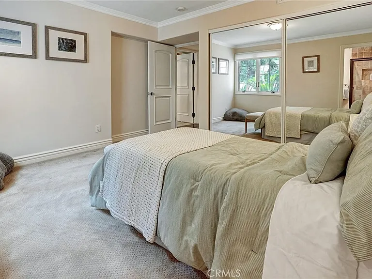 4751 Topeka Dr — Photo 54