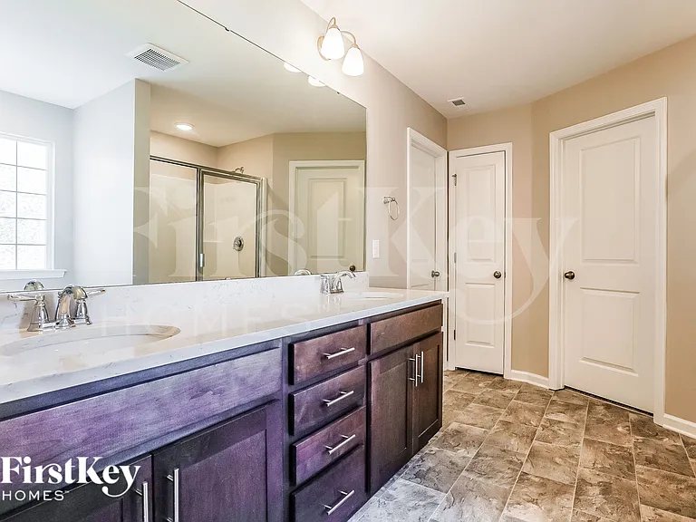 355 Streamliner Blvd — Photo 13