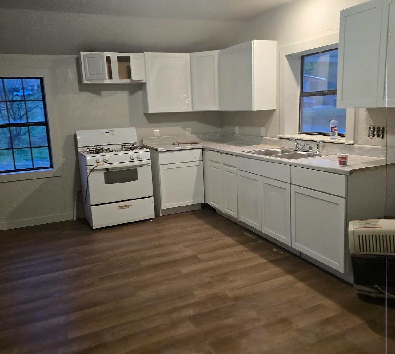 3 bed, $955 — Photo 3