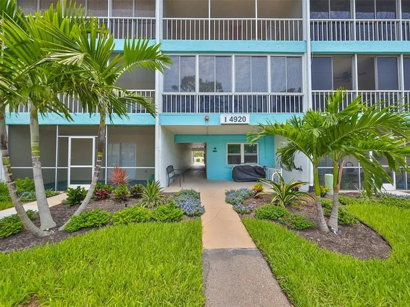 4920 38th Way S APT 209, Saint Petersburg, FL 33711