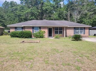 2328 Rowe St, Hinesville, GA 31313