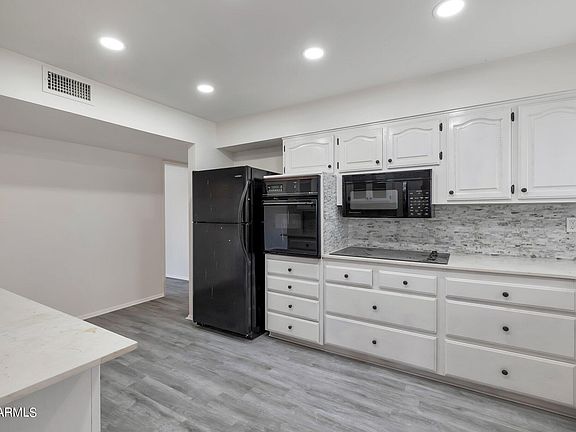 4th image of 10028 W PRAIRIE HILLS Circle