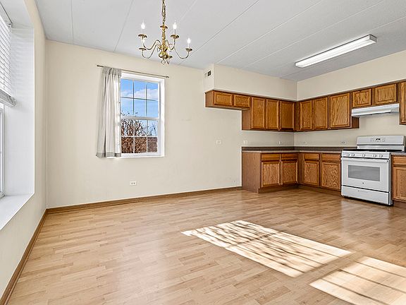4th image of 16690 Liberty Cir #1S