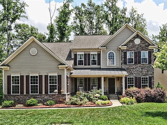 2nd image of 4111 Amber Leigh Way Dr