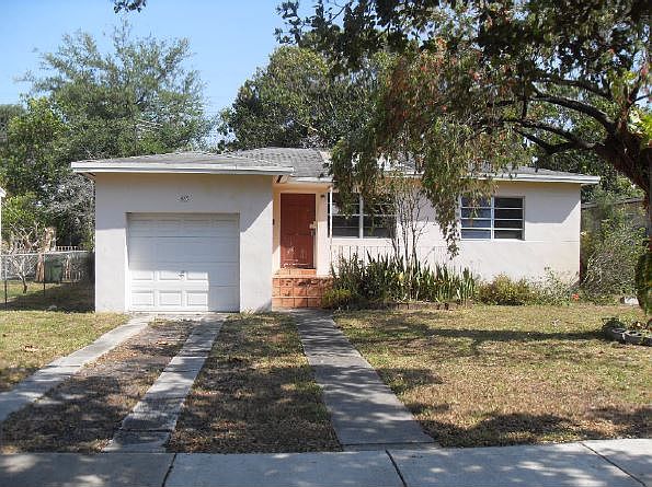 1st image of 885 NE 134th St