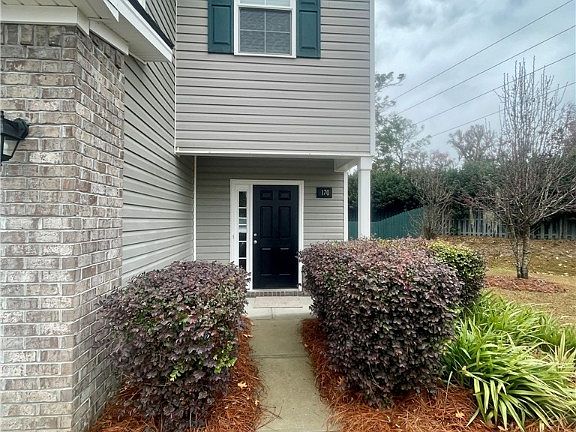 2nd image of 170 Cantle Dr