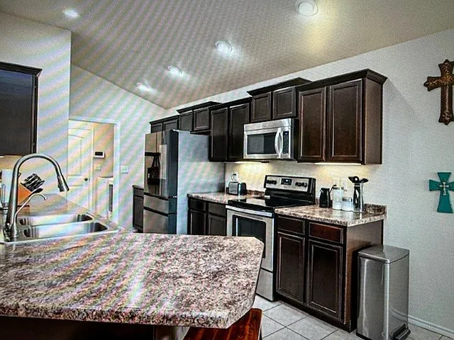 1011 Gehrig Ave — Photo 5