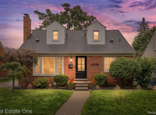 2040 Rosemont Rd, Berkley, MI 48072