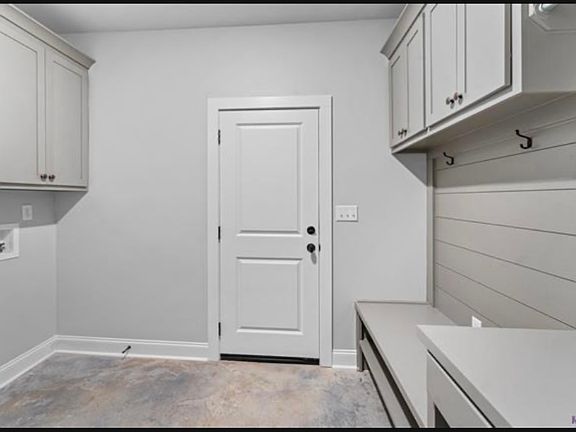 3rd image of 29537 Bloss Ave