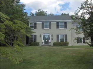 15 Ridge Rd, Louisville, KY 40205