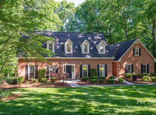 1704 Clubview Cir, Gastonia, NC 28056