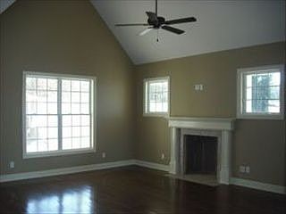 3rd image of 2713 E Lakeshore Dr