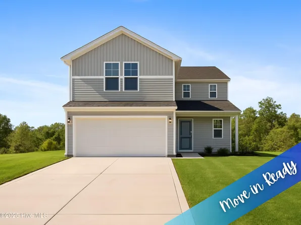 2141 Purebred (Lot 53) Circle, Hope Mills, NC 28348