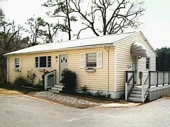 215 Chalmers Row, Smithfield, VA 23430