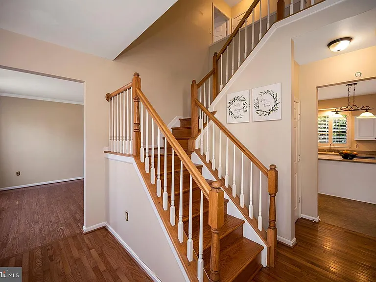 48 Savannah Ct — Photo 11