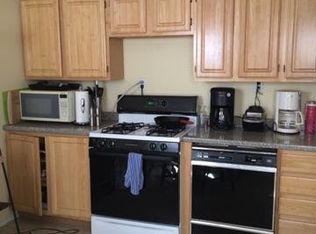621 E 5th St #1, Boston, MA 02127
