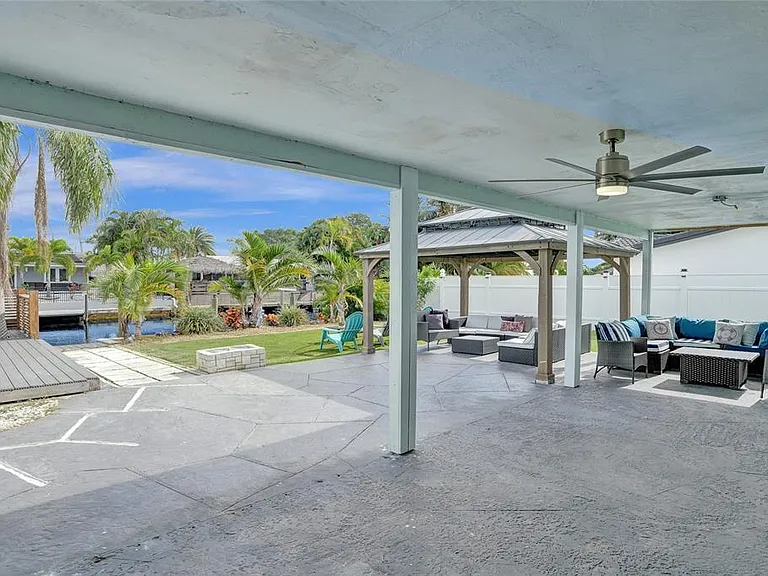 1710 SW 6th Ave — Photo 40
