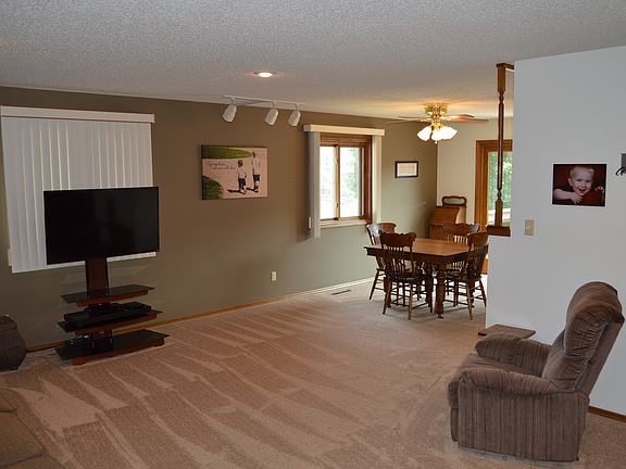 4th image of 4742 Avenue G