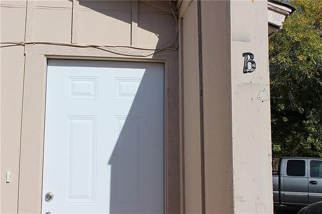 1st image of 10605 Golden Meadow Dr #B