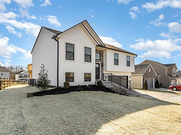 2nd image of 106 Keeneland Dr