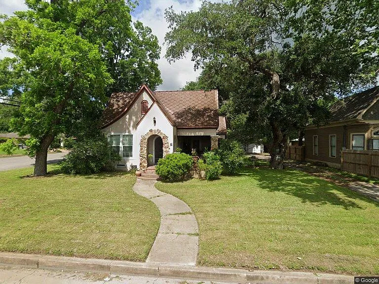 358 N Jefferson St — Photo 1