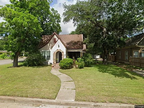 358 N Jefferson St Photo 1