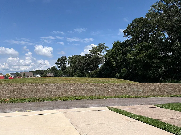 5 Atherton Cir — Photo 44