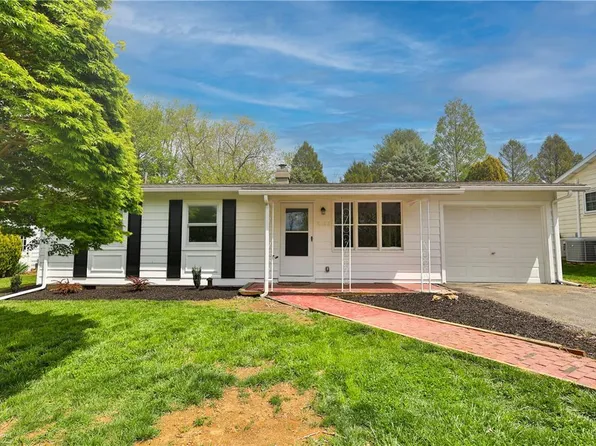 5155 W Saucon Ave, Center Valley, PA 18034