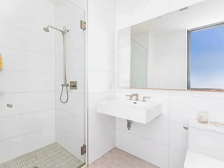 545 Vanderbilt Ave #21D — Photo 3