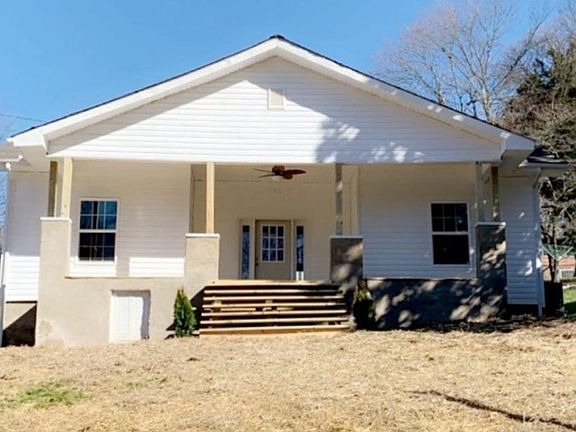 4th image of 212 Woodlawn Ave