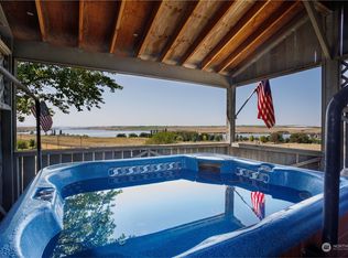 370 Lakeview Dr, Burbank, WA 99323