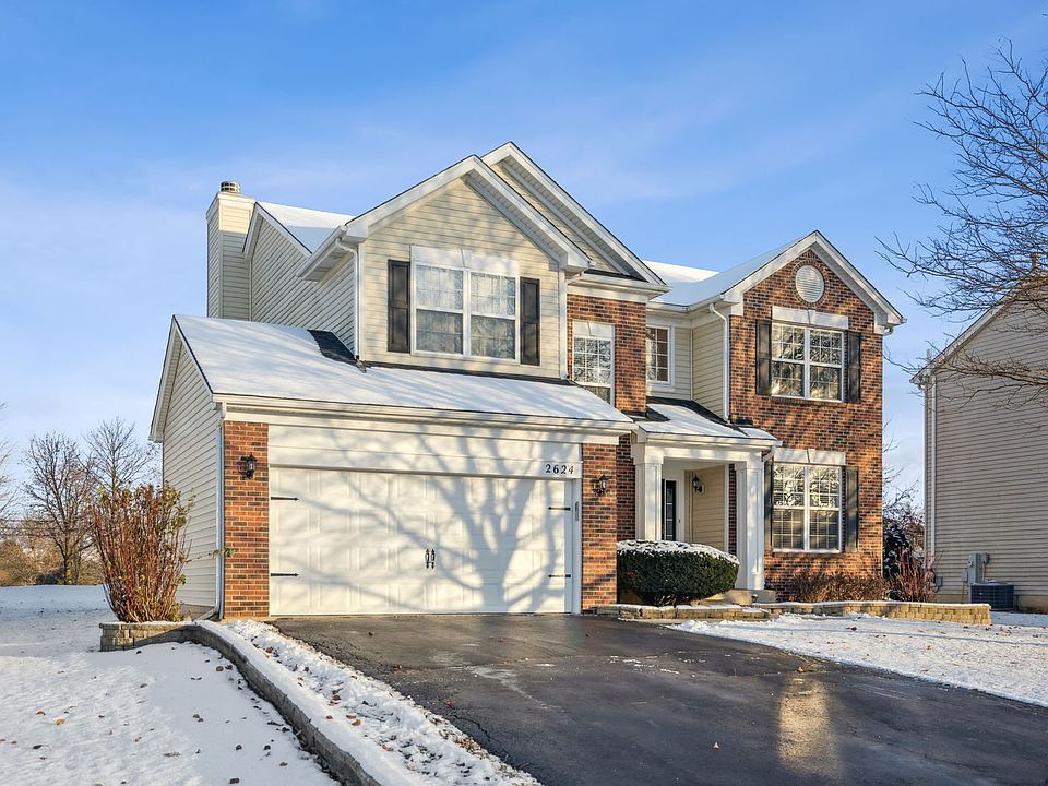 2624 Red Hawk Ridge Dr, Aurora, IL 60503 | Zillow