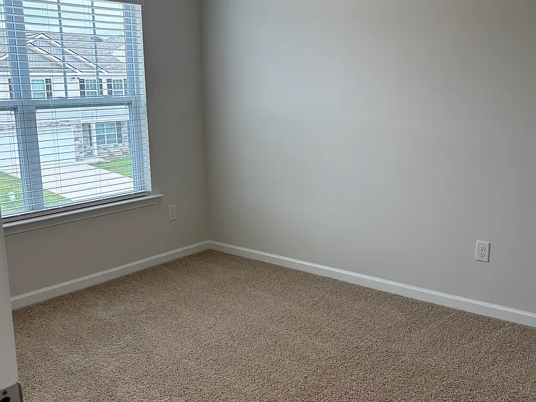 573 Sunfire St — Photo 15