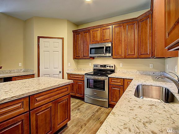 2nd image of 1256 Ash Ave Unit 109