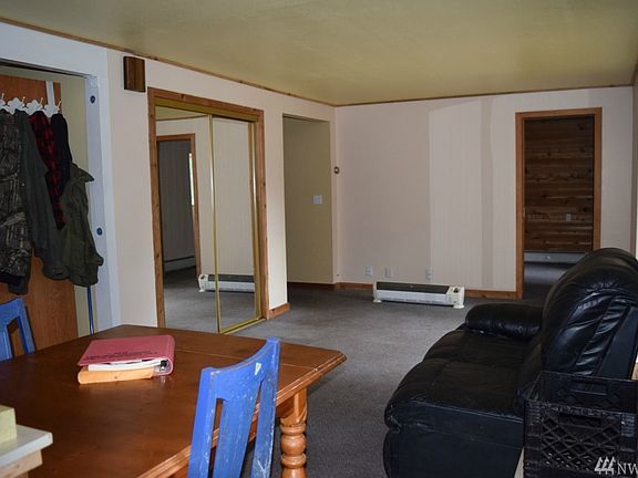 5th image of 521 N Schoolhouse Hill Rd