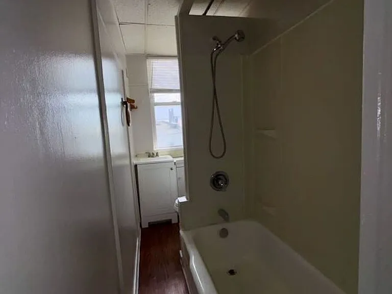 503 N Rose St — Photo 7