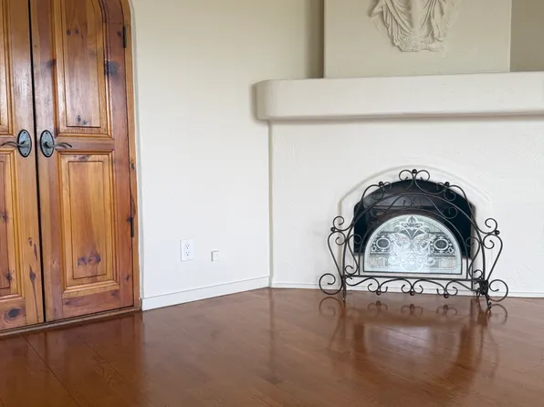 500 Glenwood Cir APT 432, Monterey, CA 93940