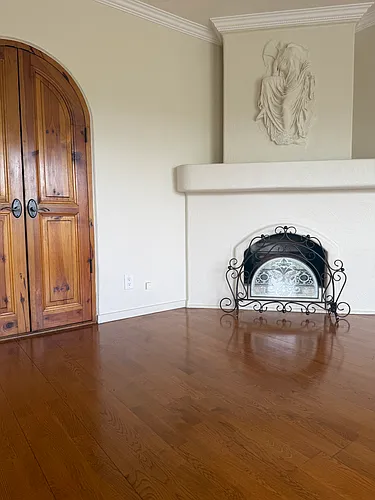 500 Glenwood Cir Photo 1