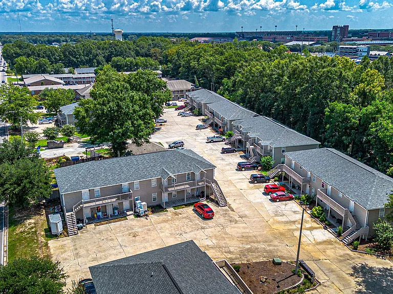 Magnolia Trace — Photo 14