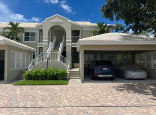 5897 Chanteclair Dr APT 314, Naples, FL 34108