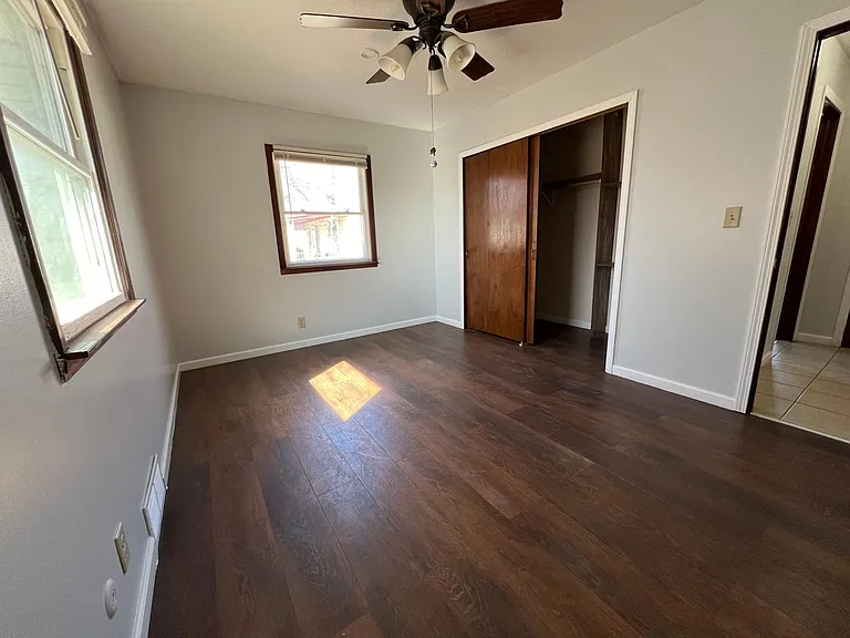 6205 Holdrege St — Photo 11