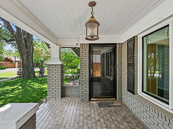 4th image of 4012 W 6th St