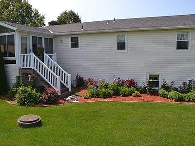 2nd image of 7565 Birch Dr
