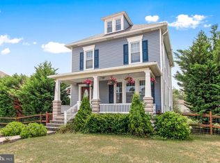 923 York St, Hanover, PA 17331