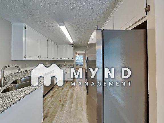 4th image of 128 Ashton Dr