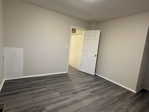 4th image of 614-616 Roy Ave