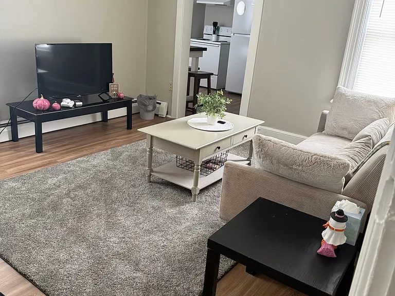 145 S 10th St #2 — Photo 1