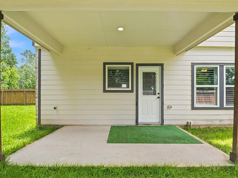 1202 Vilamoura Ct — Photo 45